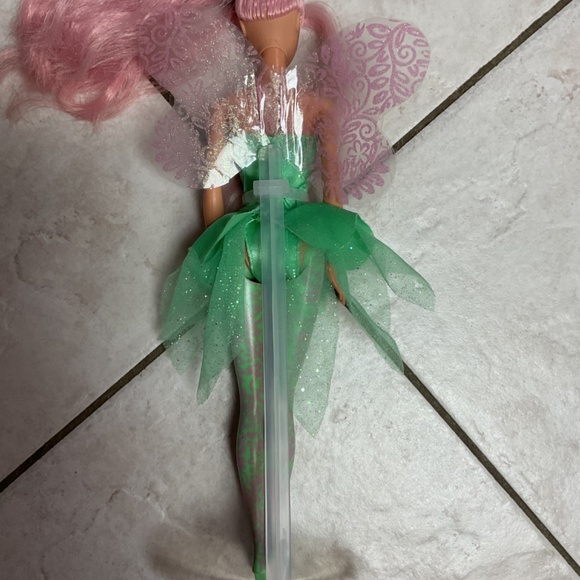Barbie Fairytopia Dahlia Vintage Doll - Picture 8 of 10